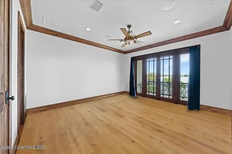 10586 S Tropical Trail Merritt Island FL 32952