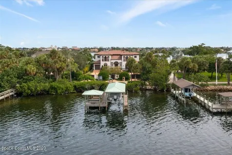 10586 S Tropical Trail Merritt Island FL 32952