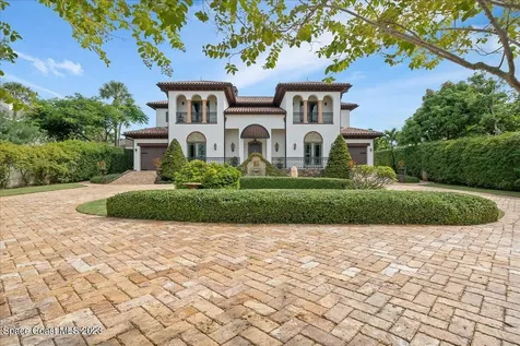 10586 S Tropical Trail Merritt Island FL 32952