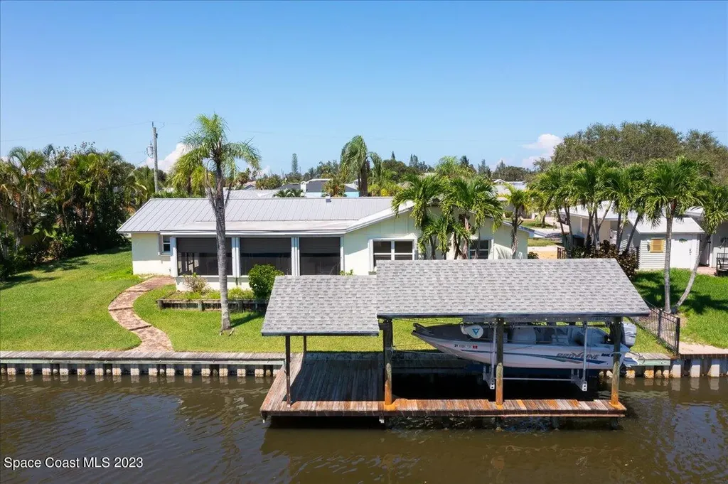 399 Hiawatha Way Melbourne Beach FL 32951