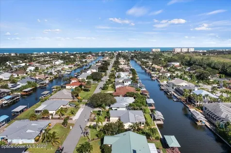 399 Hiawatha Way Melbourne Beach FL 32951