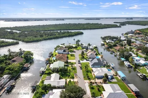 399 Hiawatha Way Melbourne Beach FL 32951