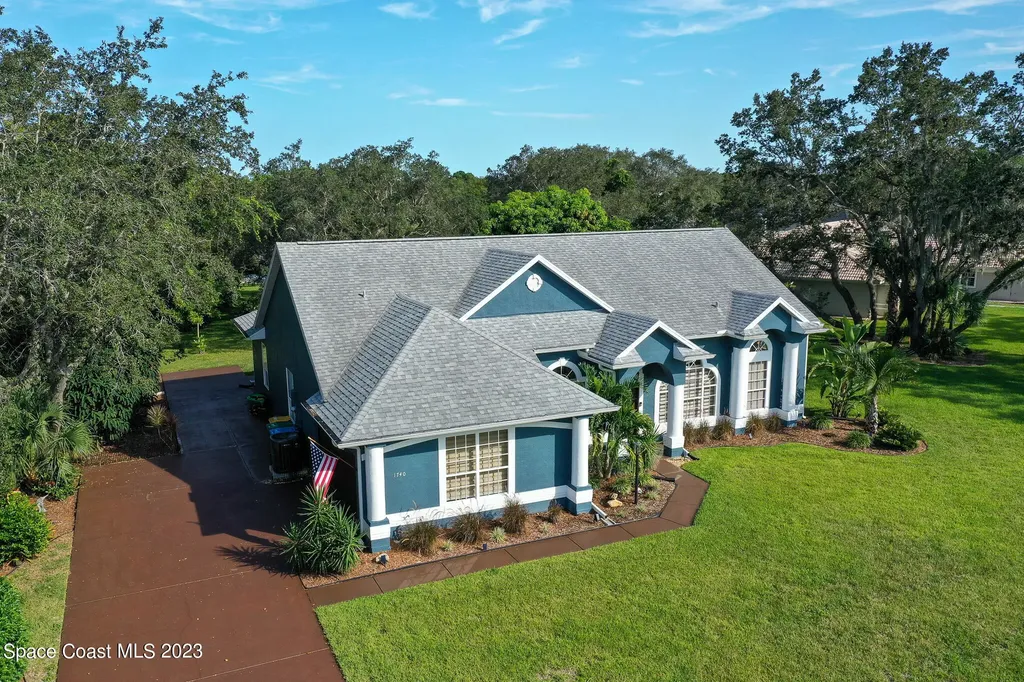 1740 Country Cove Circle Malabar FL 32950