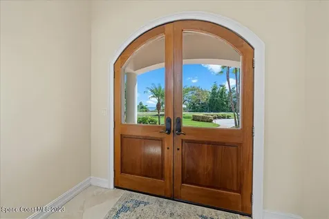 6005 S Tropical Trail Merritt Island FL 32952
