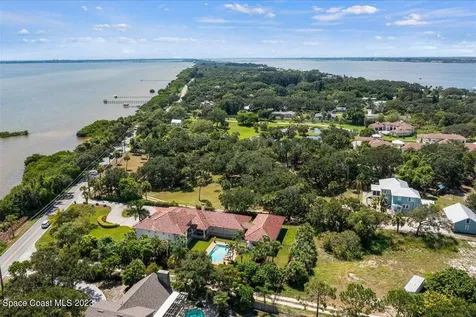 6005 S Tropical Trail Merritt Island FL 32952
