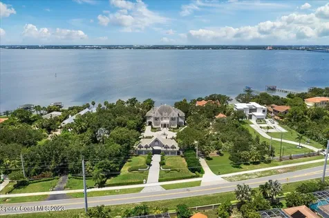 3380 N Riverside Drive Indialantic FL 32903
