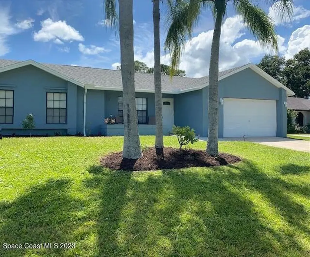 480 Di Lido Street NE Palm Bay FL 32907
