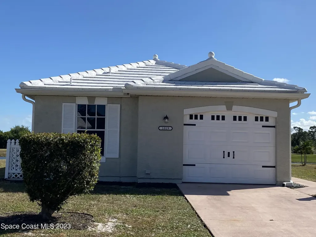 1019 Goldenrod Circle NE Palm Bay FL 32905