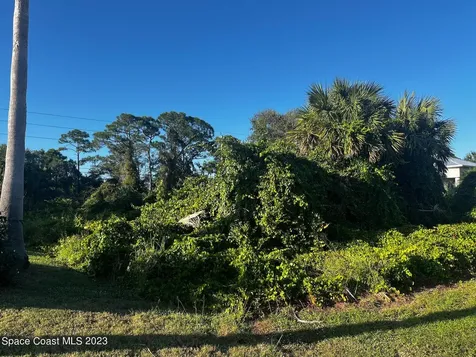 144 Main Street Sebastian FL 32958