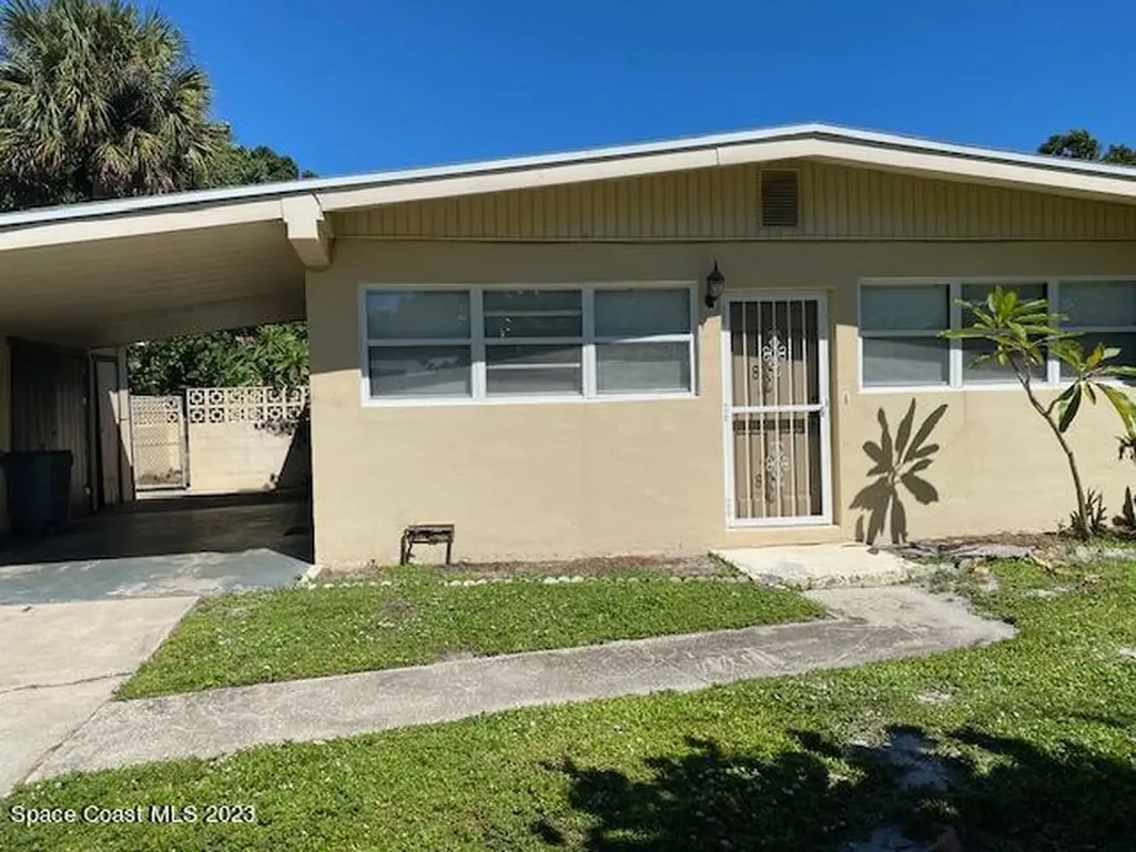718 Espanola Way Melbourne FL 32901