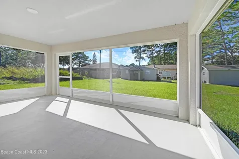 260 Mardi Gras Avenue NW Palm Bay FL 32907