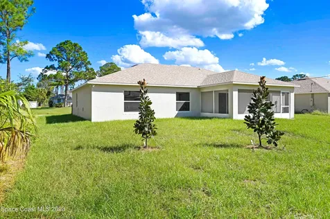 260 Mardi Gras Avenue NW Palm Bay FL 32907