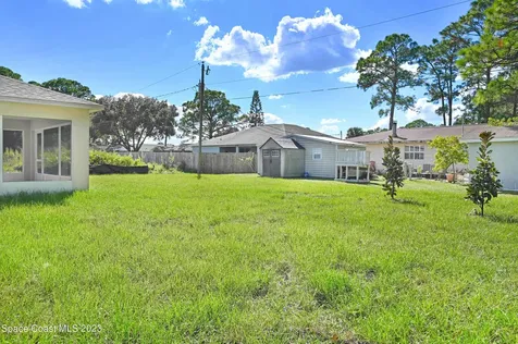 260 Mardi Gras Avenue NW Palm Bay FL 32907
