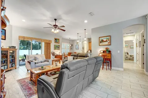 160 Via Catalano Court NE Palm Bay FL 32907