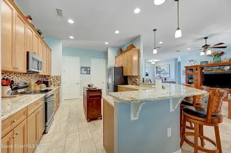 160 Via Catalano Court NE Palm Bay FL 32907