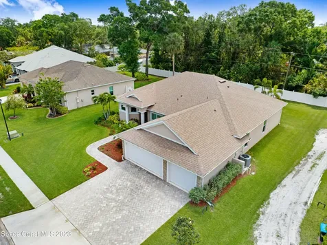 160 Via Catalano Court NE Palm Bay FL 32907