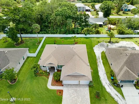 160 Via Catalano Court NE Palm Bay FL 32907