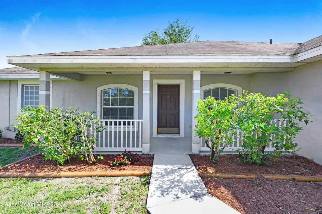 328 Gephart Street SW Palm Bay FL 32908