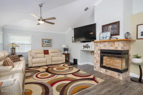 410 Berwick Way Melbourne FL 32940
