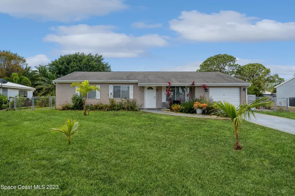 873 SW Belmont Circle Port St. Lucie FL 34953