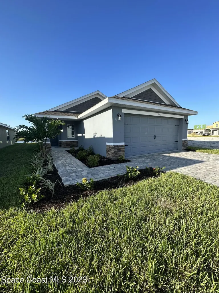 1065 Canfield Circle SE Palm Bay FL 32909