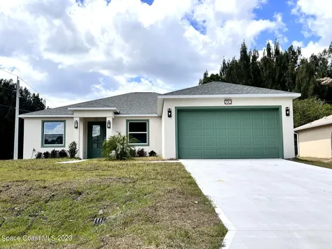790 Haryestor Avenue SW Palm Bay FL 32908