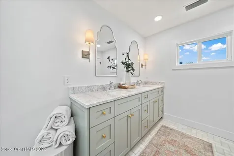 516 Eleuthera Lane Indian Harbour Beach FL 32937
