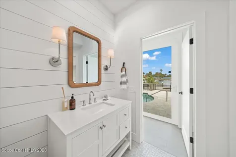 516 Eleuthera Lane Indian Harbour Beach FL 32937