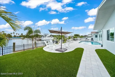 516 Eleuthera Lane Indian Harbour Beach FL 32937