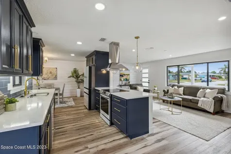 1190 Yacht Club Boulevard Indian Harbour Beach FL 32937