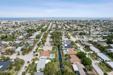 1190 Yacht Club Boulevard Indian Harbour Beach FL 32937