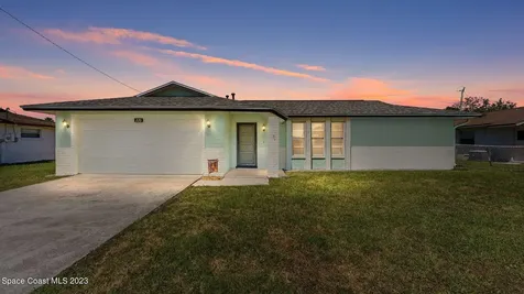 220 Perth Avenue Merritt Island FL 32953