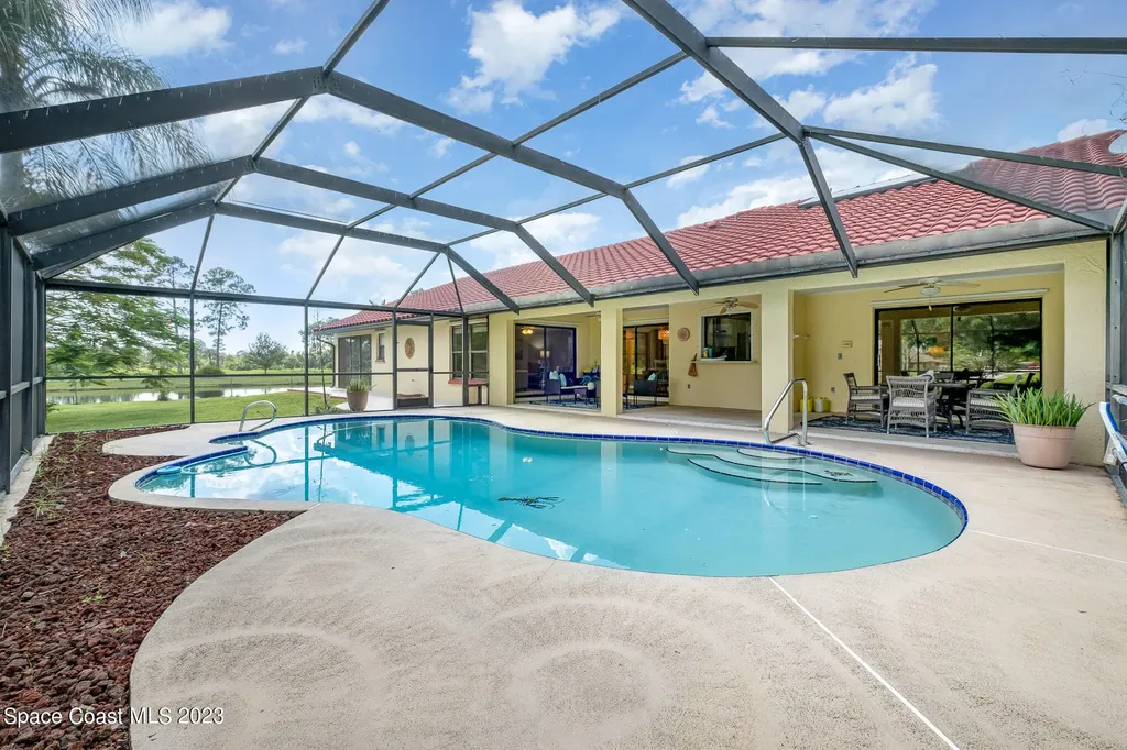 1750 Plantation Circle SE Palm Bay FL 32909