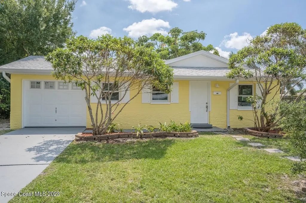 585 Chantilly Drive Melbourne FL 32935