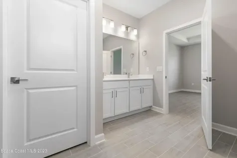 595 White Cap Court NW Palm Bay FL 32907