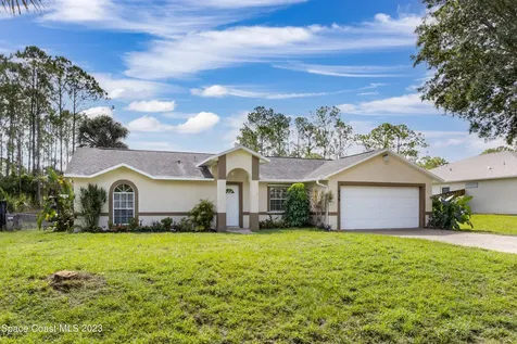 435 Alachua Avenue NW Palm Bay FL 32907
