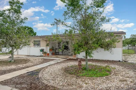 419 Clarewood Boulevard Titusville FL 32796