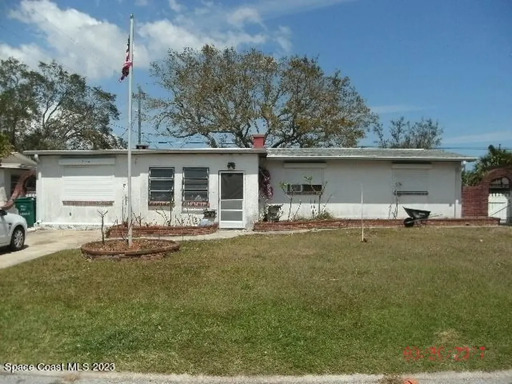 1382 Lakewood Drive Melbourne FL 32935