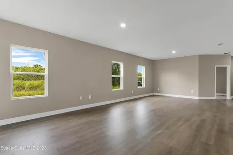 1766 Hallendale Avenue Palm Bay FL 32908