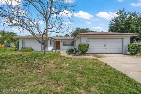 900 Pilgrim Drive Titusville FL 32780