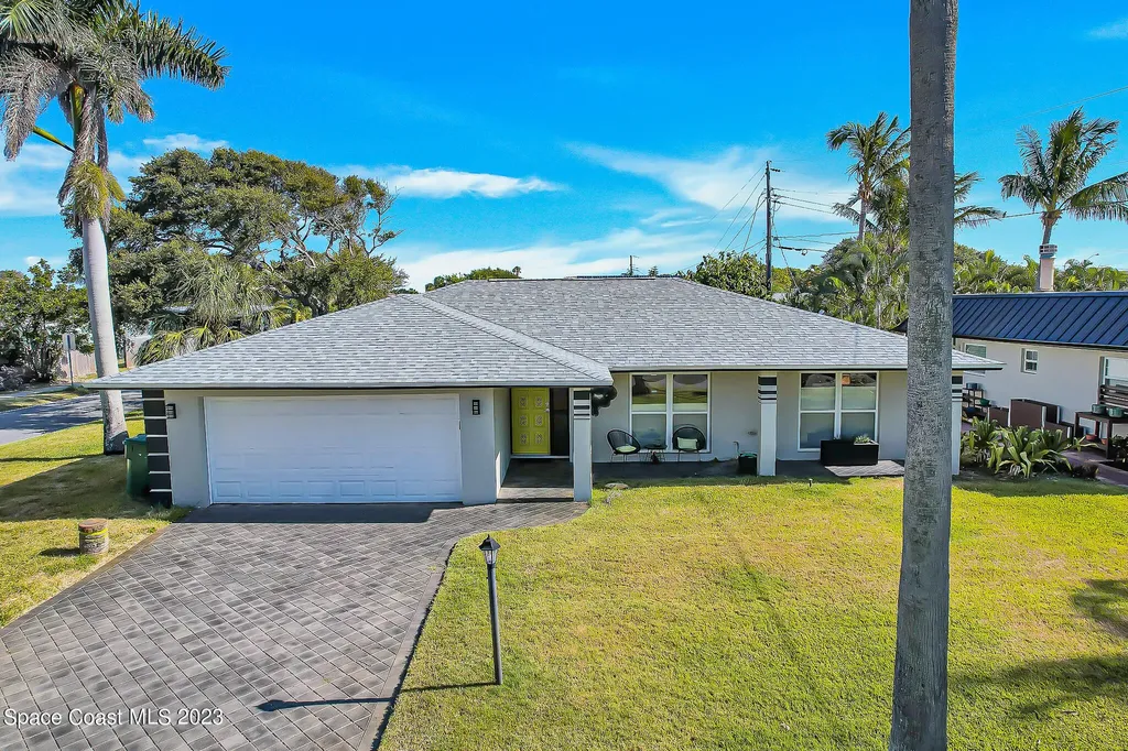 380 Bahama Drive Indialantic FL 32903