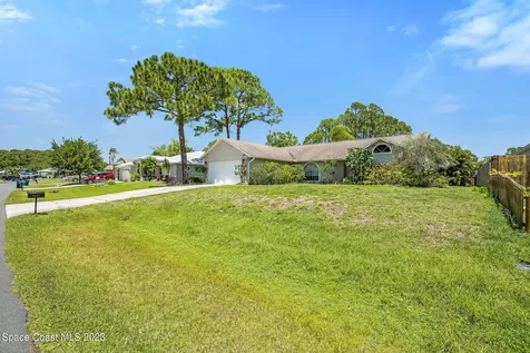 1441 Hero Street SE Palm Bay FL 32909