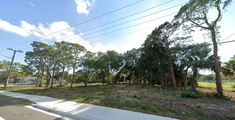 Xxxx S Fiske Boulevard Cocoa FL 32922