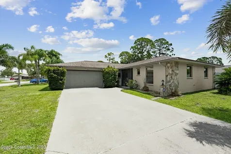 915 Niagara Street NW Palm Bay FL 32907