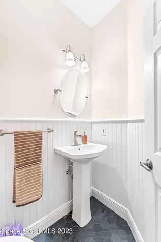 2002 Neptune Drive Melbourne Beach FL 32951