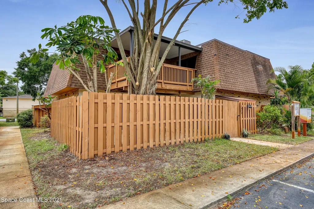 1830 S Park Avenue Titusville FL 32780