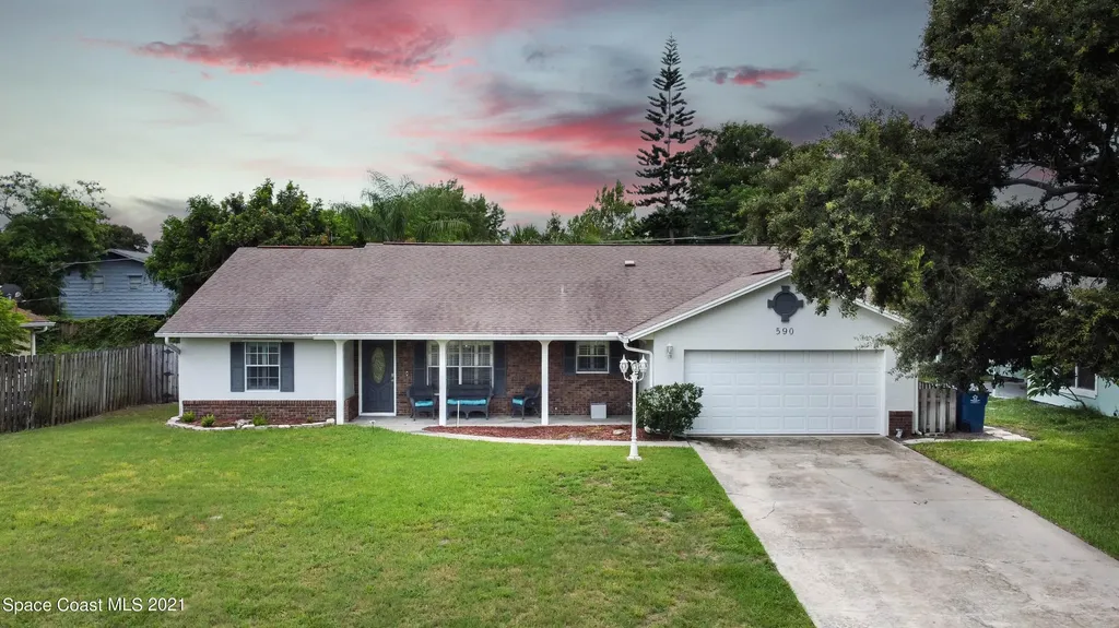 590 Fern Avenue NE Palm Bay FL 32907