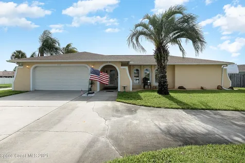532 Carriage Circle Satellite Beach FL 32937