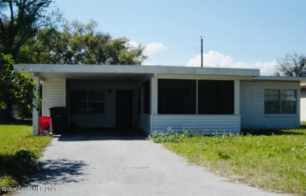 708 Walker Road Titusville FL 32780