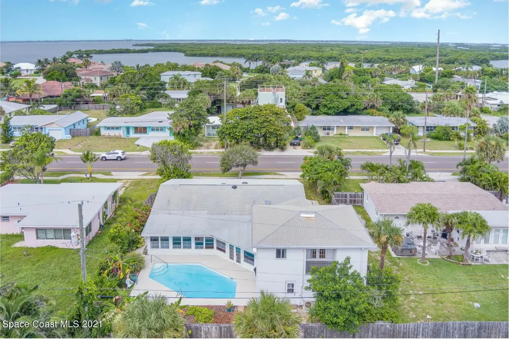921 S Orlando Avenue Cocoa Beach FL 32931